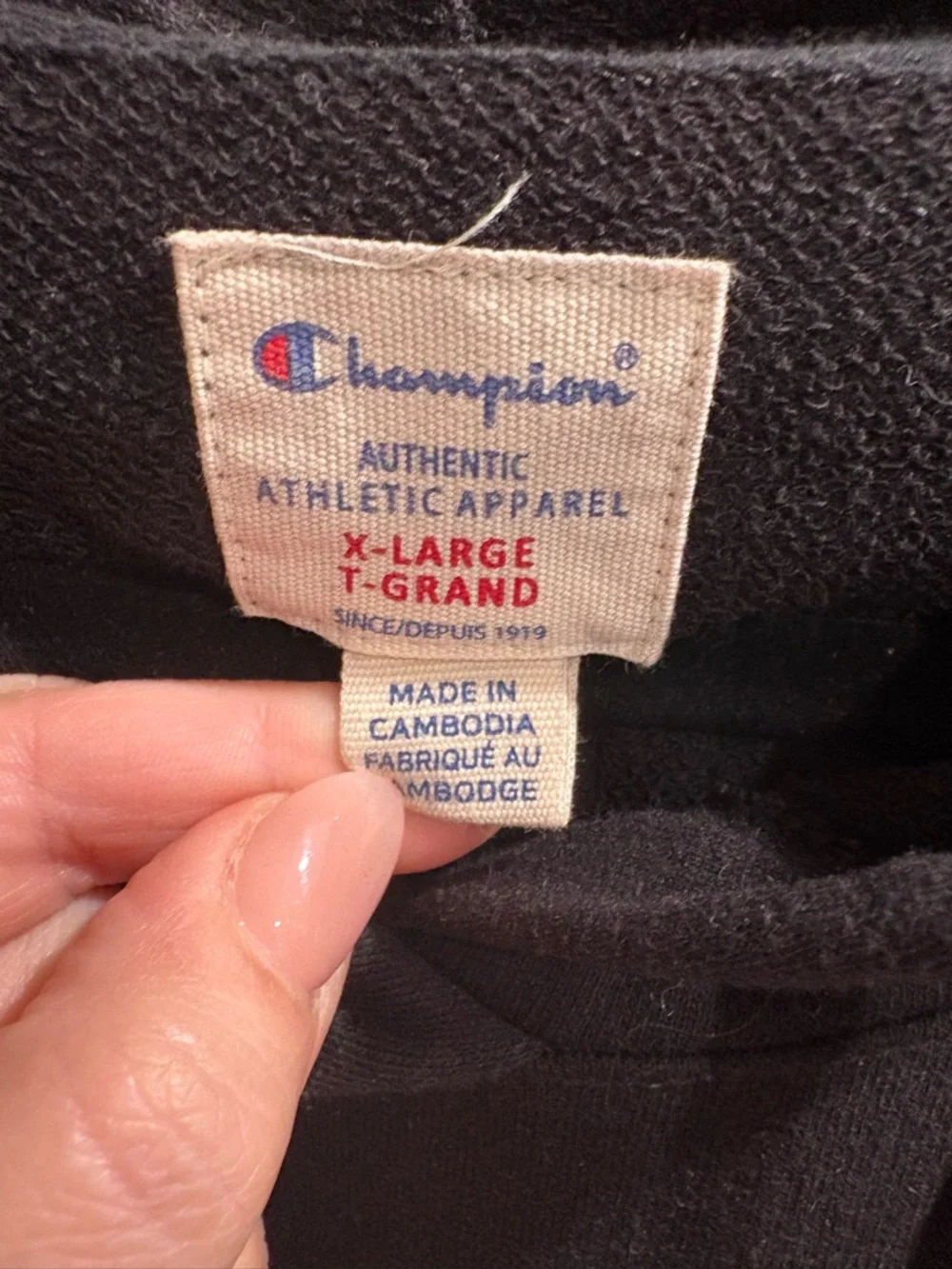 Champion Black Pullover with Embroidered Logo Tag XL - Picture 2 of 3